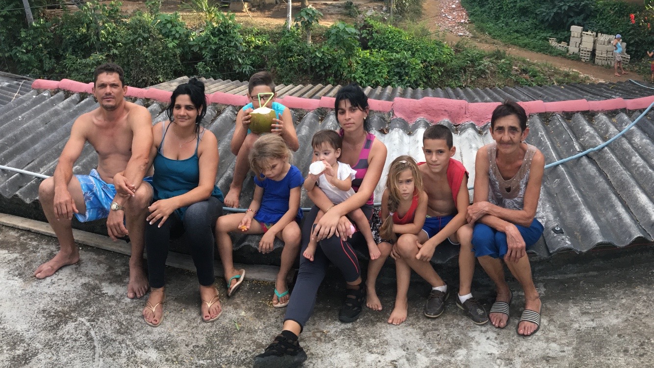 Cuban Family, Accounting Play